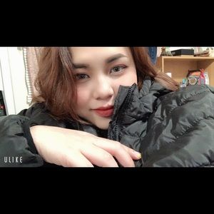 Meet your Posher, Khanh